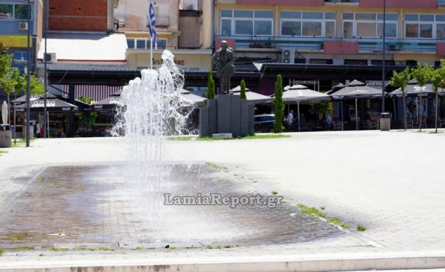 Καιρός: Δροσίζει σήμερα Κυριακή με βροχές και μπόρες στα κεντρικά και βόρεια