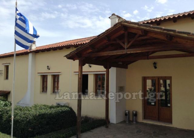 Δήμος Μακρακώμης: Κυριακάτικη συνεδρίαση