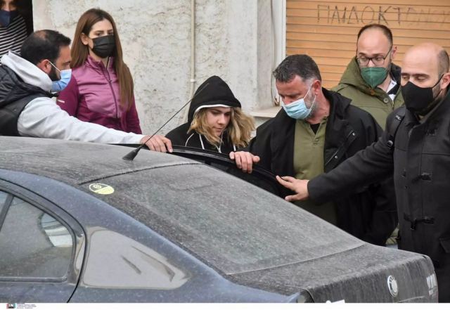 Πάτρα: «Ο Μάνος Δασκαλάκης έδερνε την Ρούλα» καταγγέλλει η Δήμητρα Πισπιρίγκου