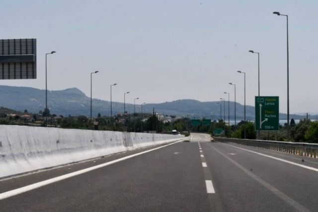 Δίνεται σε κυκλοφορία ο ημικόμβος Παραλίας Ραχών