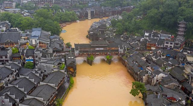 Κίνα: Σφοδρές πλημμύρες στην επαρχία Χουνάν στο κέντρο της χώρας