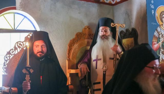 Φθιώτιδος Συμεών προς νέο μοναχό: «Καλείσαι να είσαι Σωφρόνιος έργω και λόγω»