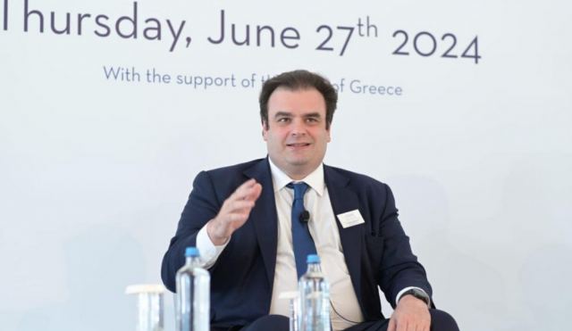 Πιερρακάκης: Επιπλέον μάθημα οικονομίας στην Α' Λυκείου από τον Σεπτέμβριο 2025