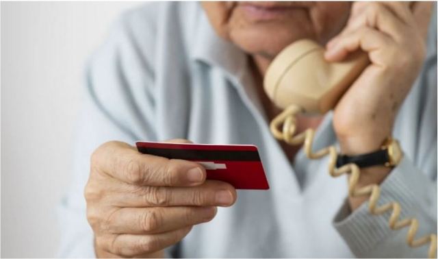 Χίος: Εξαπάτησαν άνδρα με το επίδομα market pass