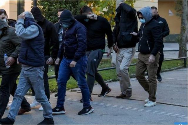 Έτσι δρούσε το κύκλωμα των αστυνομικών με τα πλαστά διαβατήρια - «Παράρτημα» και στην Αράχωβα;