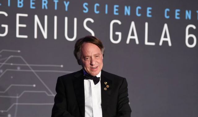 «Ο άνθρωπος θα πετύχει την αθανασία σε 8 χρόνια!» - Σοκαριστική πρόβλεψη πρώην μηχανικού της Google