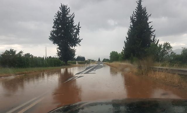Πότε θα ασχοληθεί η Περιφέρεια με αυτόν το δρόμο;