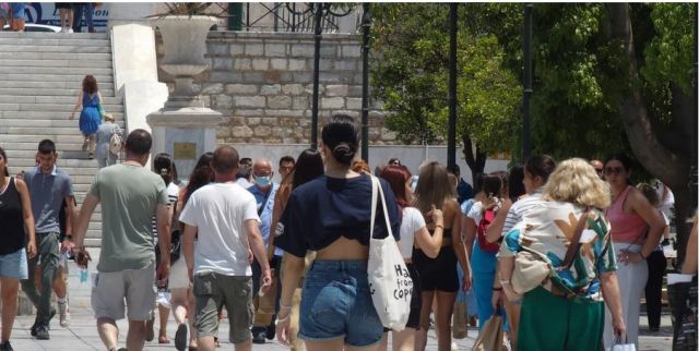 Μισθολογικές αυξήσεις κόντρα στο κύμα ανατιμήσεων: Τα σενάρια για τη νέα αύξηση του κατώτατου μισθού