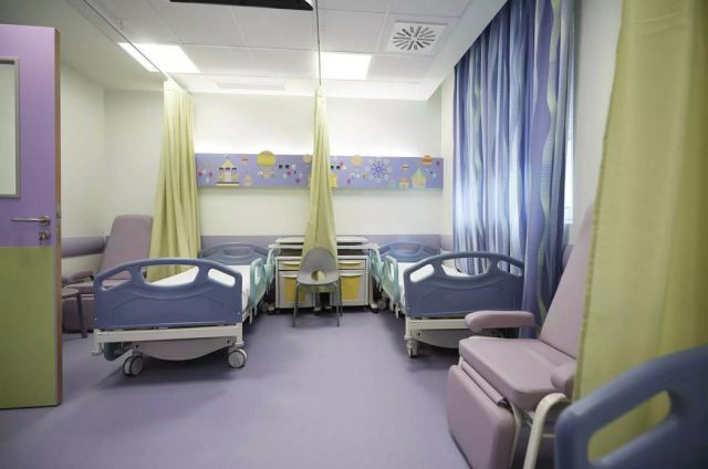 Αποσωληνώθηκε το μωράκι από την Κυπαρισσία - Δε μπορεί να το πλησιάσει ο πατέρας μέχρι τη δίκη