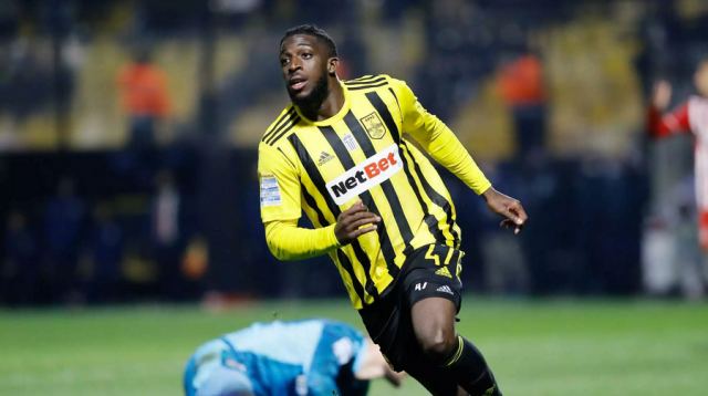 Ο Ολυμπιακός κλείνει και τον Αμπουμπακάρ Καμαρά