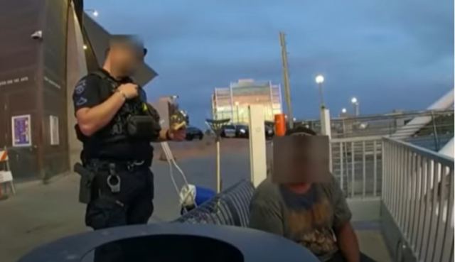 ΗΠΑ: Άνδρας έπεσε σε λίμνη και πνίγηκε - Εκλιπαρούσε για βοήθεια ενώ οι αστυνομικοί τον κοίταζαν