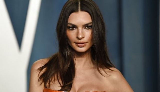 Έμιλι Ρατακόφσκι: 