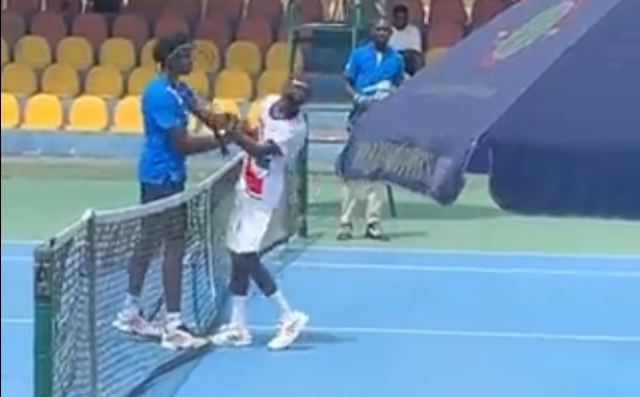 Γάλλος τενίστας χαστούκισε αντίπαλό του στο φιλέ