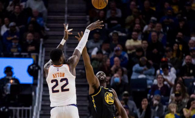 Αποτελέσματα NBA: Οι Σανς ισοφάρισαν την καλύτερη επίδοση στην ιστορία τους