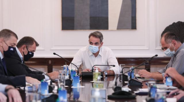 Σε εξέλιξη η σύσκεψη στο Μαξίμου για την επισιτιστική επάρκεια - «Παράθυρο» για επιπλέον ενίσχυση των παραγωγών