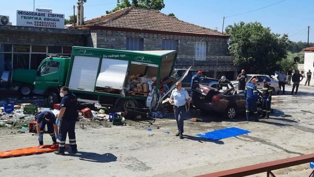 Τραγωδία στην Καβάλα: Βίντεο ντοκουμέντο - Η στιγμή που το ΙΧ σκοτώνει τον 59χρονο - 