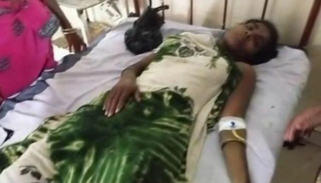 Ινδία: Μητέρα πάλεψε με τίγρη για να σώσει το 15 μηνών μωρό της - Το ζώο το είχε αρπάξει απ'το κεφάλι