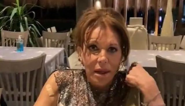 Η Μαίρη Χρονοπούλου τραγουδά σε εστιατόριο της Αλεξανδρούπολης (ΒΙΝΤΕΟ)