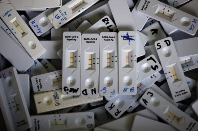 Τζανάκης: «Ετοιμαστείτε ακόμα και για 45.000 κρούσματα κορωνοϊού ημερησίως»