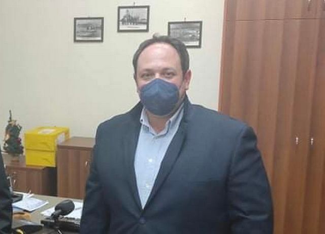 Μπλούνας: «Δημιουργείται χερσαία ζώνη λιμένα στην Παραλία Ραχών»