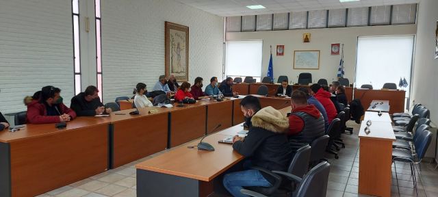 Ευρεία σύσκεψη στο Δήμο Λοκρών για τους αγρότες