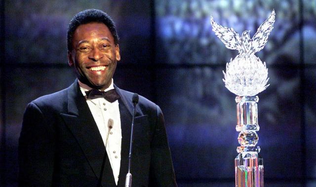 Πελέ: Τη Δευτέρα το λαϊκό προσκύνημα στο «βασιλιά» - Τριήμερο πένθος στην Βραζιλία