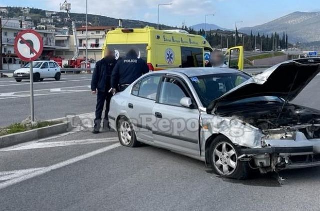 Τροχαίο με οικογένεια στη Λαμία - Δείτε εικόνες