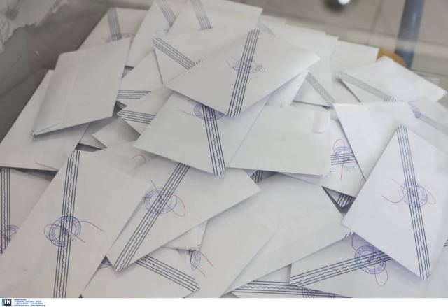 Δημοσκόπηση Pulse: Κυρίαρχη η Νέα Δημοκρατία με 31,5% – «Μάχη» ΠΑΣΟΚ – ΣΥΡΙΖΑ για τη δεύτερη θέση