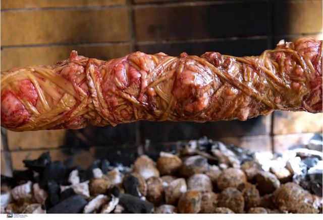 Τουρκική εφημερίδα: «Η Ελλάδα οικειοποιείται το κοκορέτσι και το ιμάμ μπαϊλντί»