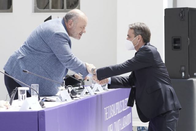 Μητσοτάκης για δωρεά συλλογής Δασκαλόπουλου: Εύχομαι η πράξη αυτή να βρει πολλούς μιμητές