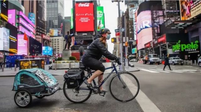 Ευλογιά των πιθήκων: Επιστρέφει η μάσκα στη Νέα Υόρκη - Αύξηση των κρουσμάτων αναμένει ο ΠΟΥ