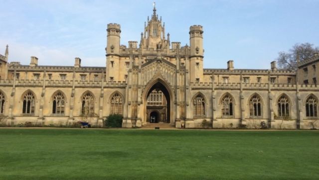 Μυστήριο: Σημειωματάρια του Δαρβίνου που είχαν εξαφανιστεί πριν από 20 χρόνια, επιστράφηκαν στο Κέμπριτζ