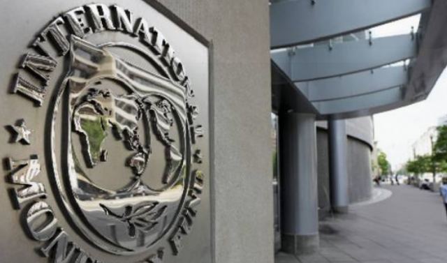 ΔΝΤ για Ελλάδα: Τι προβλέπει για το δημόσιο χρέος μέχρι το 2028