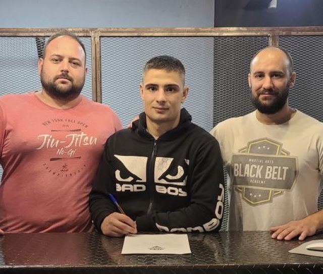 Από τη Λαμία στο Άμπου Ντάμπι ο Ντελής