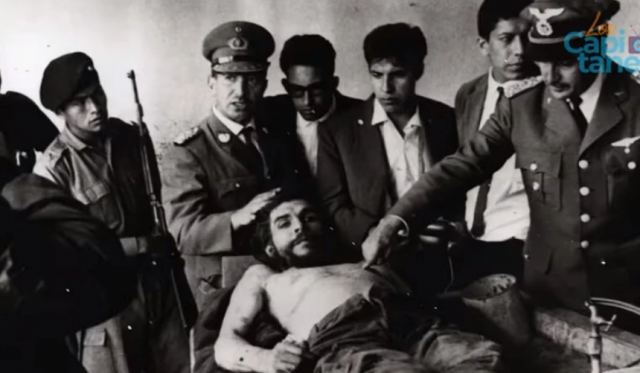 Βολιβία: Πέθανε στα 80 του χρόνια ο αξιωματικός που σκότωσε τον Ερνέστο «Τσε» Γκεβάρα