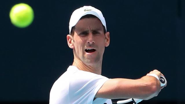 Χωρίς τέλος το θρίλερ με τον Τζόκοβιτς: Ξανά υπό κράτηση - Την Κυριακή η τελική απόφαση