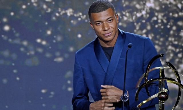 Αντιπρόταση - χρυσάφι της Παρί στον Εμπαπέ - Πριμ υπογραφής €300 εκατ. και μισθός €100 εκατ. το χρόνο