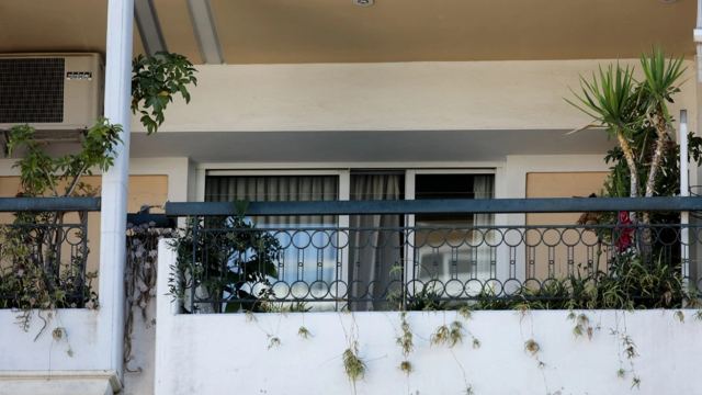 Από φυσικά αίτια ο θάνατος των δύο ηλικιωμένων στην Κυψέλη - Πέθαναν αβοήθητοι