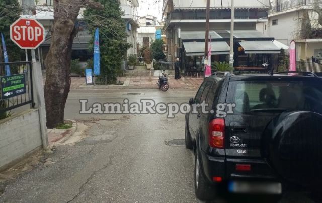 Λαμία: Τροχαίο με ντελιβερά με το καλημέρα - ΦΩΤΟ