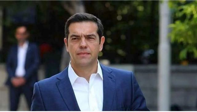 Τσίπρας: Η μέρα της Μάνας που αγαπά, συγχωρεί, παρηγορεί, στηρίζει