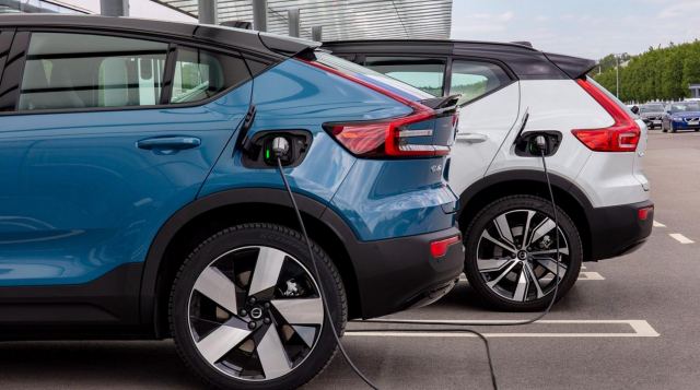 Πώς μπορείς να πάρεις επιδότηση 12.000 ευρώ για την αγορά ηλεκτρικού αυτοκινήτου;