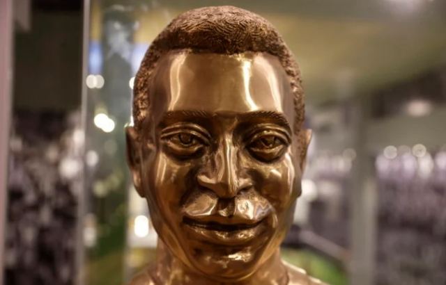 Άνοιξε για το κοινό το μαυσωλείο του Πελέ