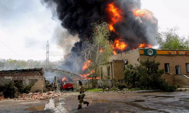 Πόλεμος στην Ουκρανία: «Κόλαση» βομβαρδισμών στο Ντονμπάς με πολλούς νεκρούς - Πάνω από 600 σύμφωνα με την Ρωσία