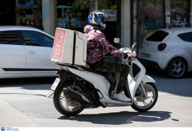 Μητσοτάκης: Οι ψηφιακές πλατφόρμες θα παρέχουν στους διανομείς μοτοσικλέτα, κράνος, ένδυση -Αποκαθιστούμε μία αδικία