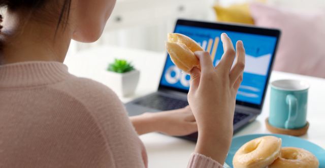 Τροφές που μας κάνουν να πεινάμε περισσότερο