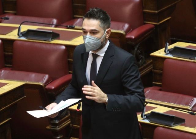 Για σιδηροδρομικό στραγγαλισμό της Φθιώτιδας κατηγορεί την Κυβέρνηση ο Σαρακιώτης