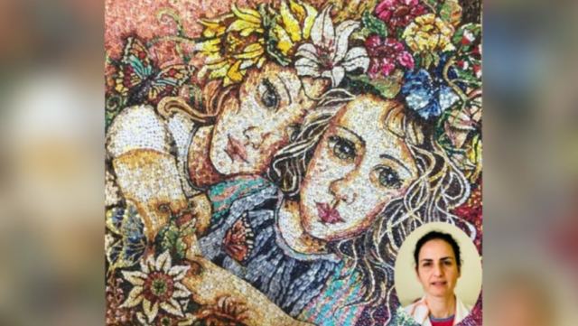 Γιατρός φτιάχνει ψηφιδωτά με... ληγμένα χάπια! - Δείτε φωτογραφίες