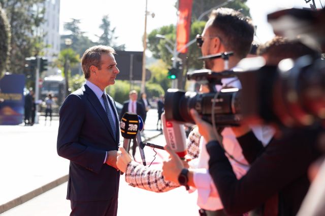 Μητσοτάκης: Αναγκαία προϋπόθεση η ορκωμοσία Μπελέρη για να στηρίξει η Ελλάδα την ένταξη της Αλβανίας στην ΕΕ