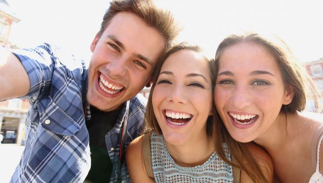 Έχετε πολλούς φίλους; Δείτε τι κερδίζει το έντερό σας!