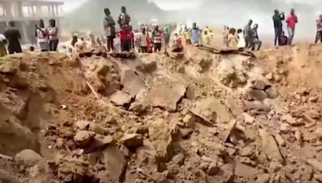 Γκάνα: Ισοπεδώθηκε η Απιασέ από την έκρηξη του φορτηγού – Τουλάχιστον 17 νεκροί